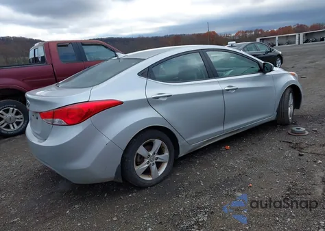 2013 Hyundai Elantra Gls z USA, uszkodzony, nr VIN 5NPDH4AE8DH264071